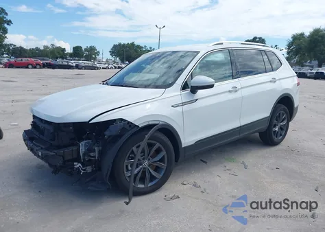 2024 Volkswagen Tiguan 2.0T Se/2.0T Wolfsburg Edition из США, поврежденный, VIN 3VV2B7AX9RM030651